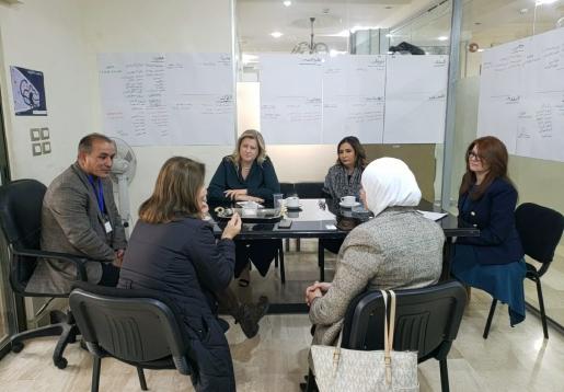 ليزا شانون 13-02.jpg